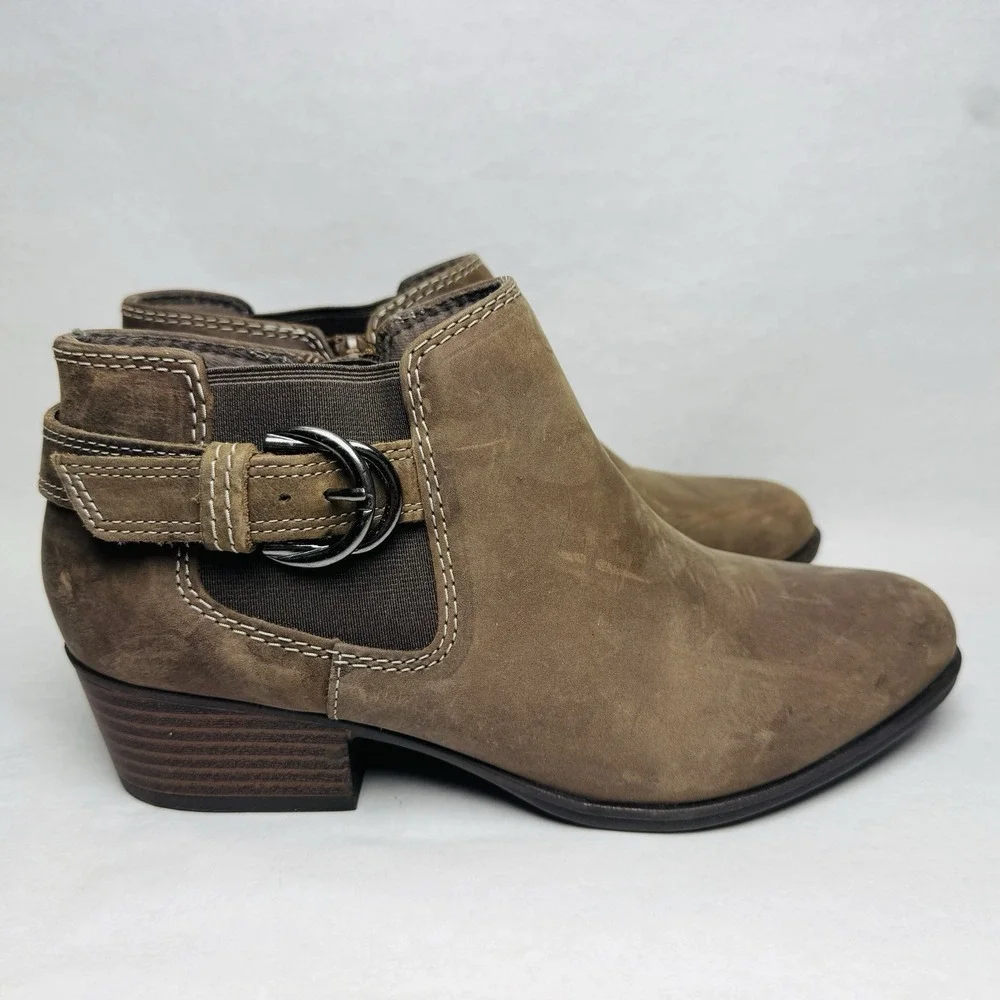 Clarks Adreena Field Ankle Boots Booties Womens Size 8 M Brown Leather‎ Side Zip